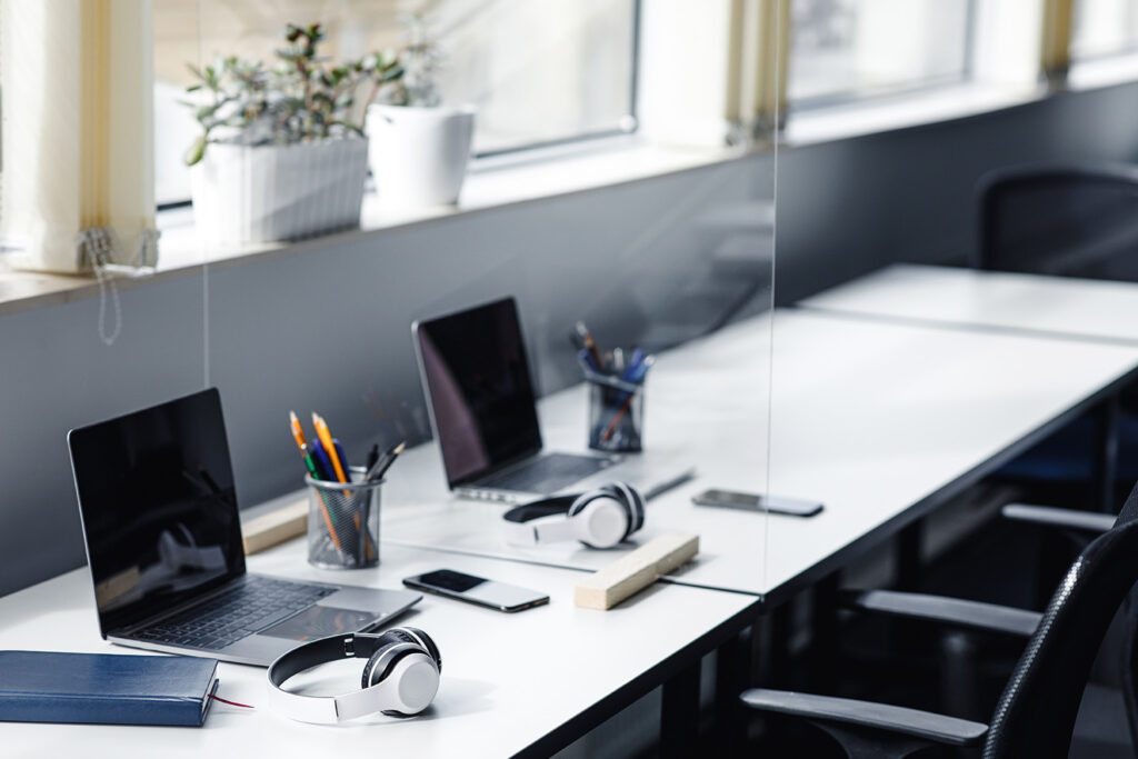 why-serviced-offices-are-popular-choice-for-startups-h1-01